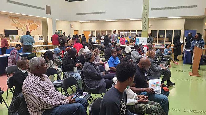 A recent open house to present the draft plan for the 95th Street Corridor Equitable Transit Oriented Development drew more than 160 people. PHOTO
PROVIDED BY RUDD RESOURCES.