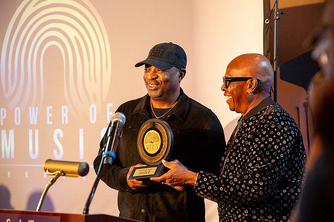 CHUCK D is the first-ever recipient of the Soulsville Foundation's Power of Music Honors' "Reverb Award," presented on May 2, 2025, at the Stax Museum of American Soul Music in Memphis, Tenn. (L to R: Chuck D, David Porter) photo credit: Claire James. Soulsville Foundation