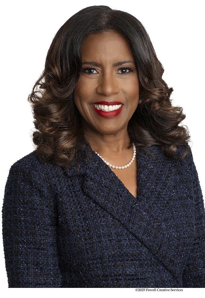 Cook County Commissioner Donna Miller. Photo provided by the publicity work.