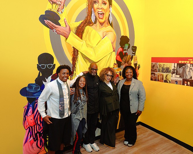 106 Ruth E. Carter Apparel Creation Stu/deo. (L to R) Rodney Banks, Sydney G. James, Dr. D'Wayne Edwards, Ruth E. Carter, Angel Buckens) Pensole Lewis College