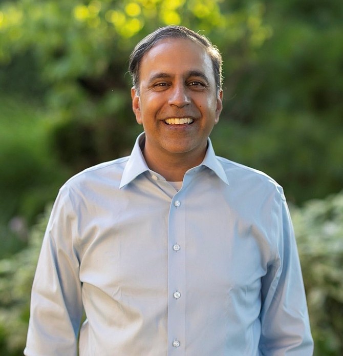 Congressman Raja Krishnamoorthi (D-IL)