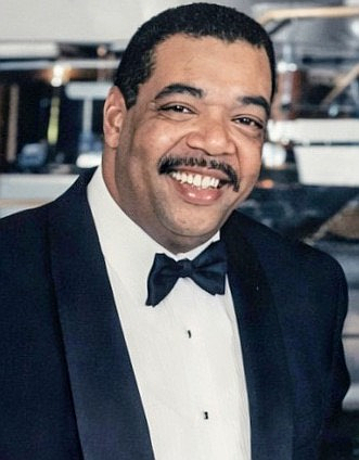 Warren Cooper.  Photo courtesy of Wyn-Win Communications