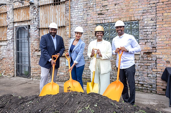 Illinois State Senator Elgie R. Sims Jr., Ciere Boatright, Commissioner of the Chicago Department of Planning and Development (DPD), Nikkita Randle, Founder & Owner of Twisted Eggroll and Alderman William E. Hall. ”.   Photo Credit: Jamieka Marsh of Moments Eazily Made. Photo Credit: Jamieka Marsh of Moments Eazily Made