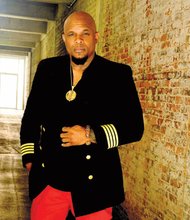 βLove Junkieβ tour arrives in Los Angeles
Atlanta-based R & B/Soul recording artist Heston, stops in Los Angeles Saturday and Sunday for two shows on his βHestonβs Love Junkie Listening Tour.β On Aug. 3, he will appear at Midnight Records at 4 p.m. at 2867 S. Robertson Blvd., Los Angeles. The following day, the Dominica-born artist appears at the Entrepreneurs on the Move Awards (EOTM) show taking place at the Pacific Design Center in West Hollywood beginning at 6 p.m.
EOTM celebrates entrepreneurial achievements and performances in business, philanthropy and the arts (recordings, television, radio, literature, film, directing and writing). Heston has been nominated for outstanding album at the event.
