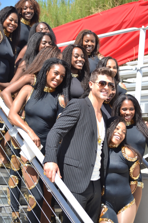 Robin Thicke Spotlights Hbcu Dance Teams In Video New York