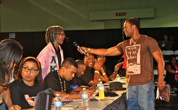 Step show host Darrin Henson gets the judges involved.