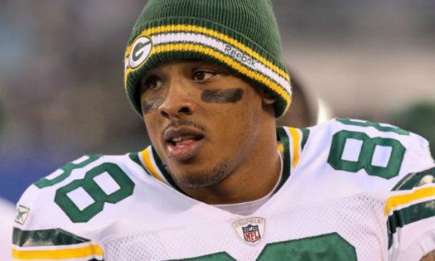 Jermichael Finley recieves medical clearance, has visit with