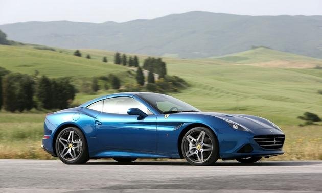 Ferrari California 2021 - Car Wallpaper