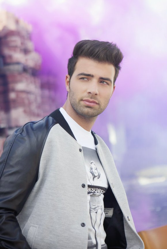 Renowned singer/songwriter and actor Jencarlos Canela will receive the Latin Songwriters Hall of Fame "La Musa 2014 Conquistador Award" at ...
