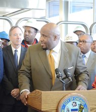 Terry Peterson, Chairman of the Chicago Transit Authority, joined local, state and federally elected officials at the 95th Street Redline Terminal, on Sept.22 to announce the start of a $240 million reconstruction project that is expected to generate more than 700 construction jobs.