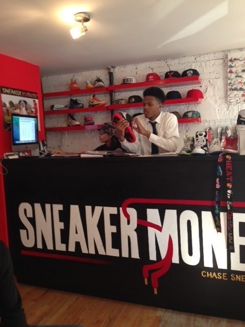 troy reed sneaker pawn