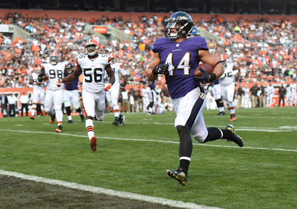 ravens juszczyk baltimore mane browns fullback carries