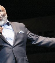 Bishop T.D. Jakes delivers inspiration and a spiritual message to an enthusiastic audience of 4,500 people last Saturday at the 2015 Transformation Expo at the Richmond Coliseum.