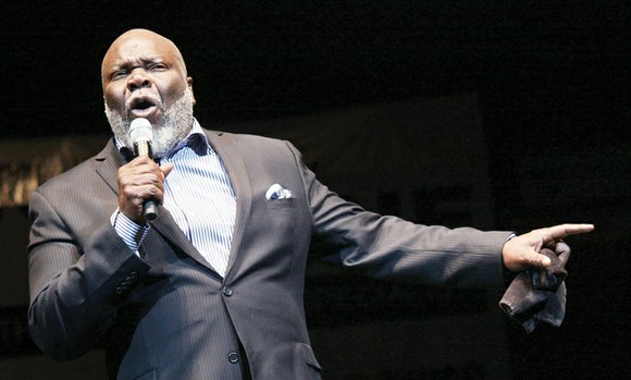 Bishop T.D. Jakes strutted, danced, shouted and spoke in hushed tones Saturday, adding a thunderous exclamation mark to the 2015 ...