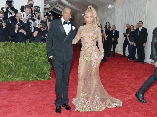 Millionaire entertainers Jay Z and Beyoncé enjoy glitz and glamour on the red carpet at The Metropolitan Museum of Art’s Costume Institute benefit gala May 4, while in other matters, they prefer to stay out of the limelight.