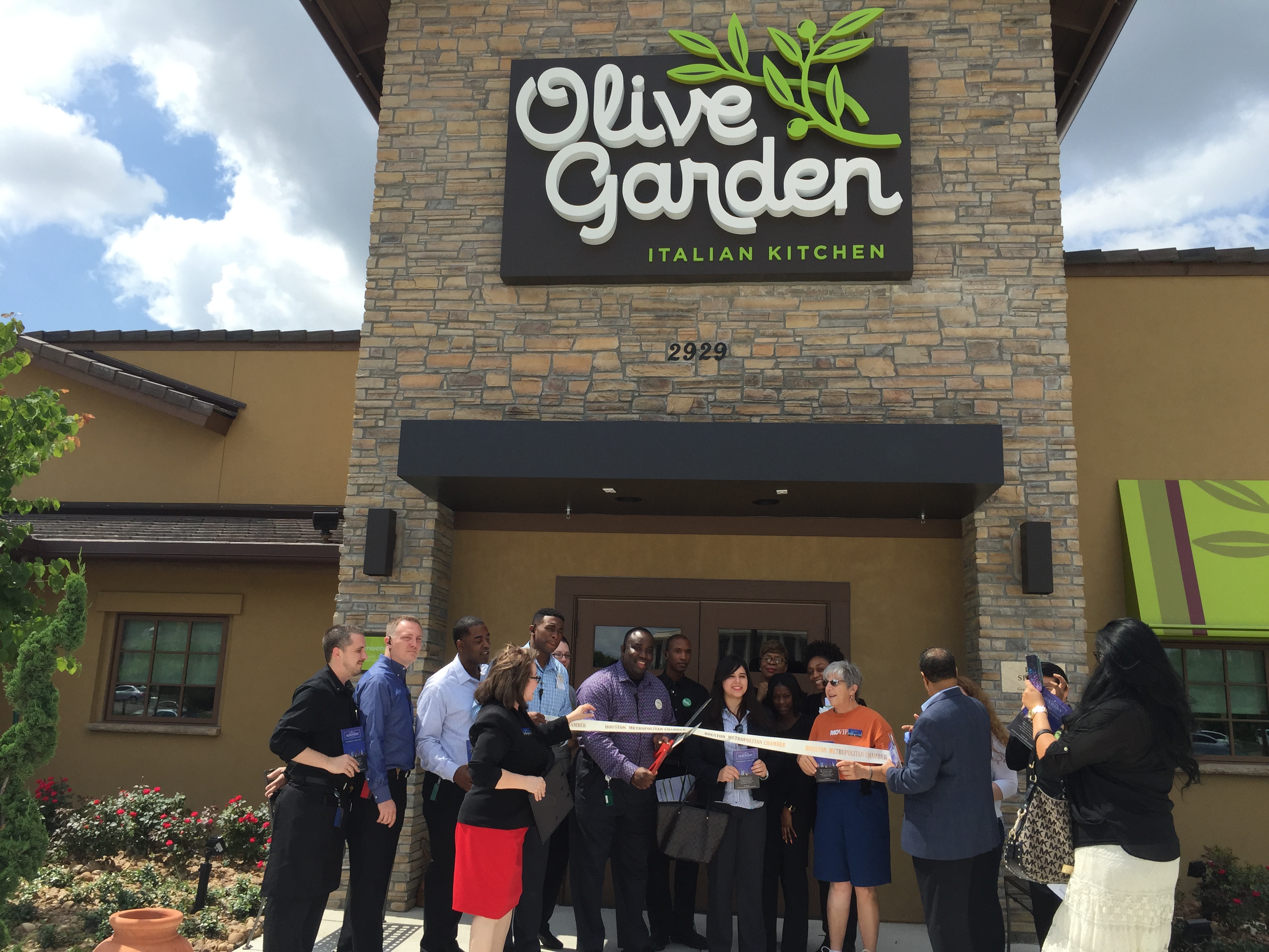 Olive Garden Ribbon Cutting Ceremony New Design New Logo
