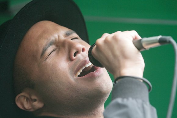 Spread the word: American Idol heartthrob Rayvon Owen is coming to Richmond this weekend.