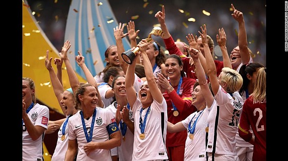 The women's team announced Wednesday that it had struck a new labor deal with U.S. Soccer, the sport's governing body. …