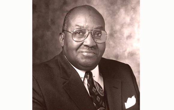 Dr. Allix B. James, VUU president emeritus, dies at 92