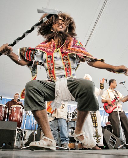 Performer with Feedel Band showcases Ethiopian jazz.