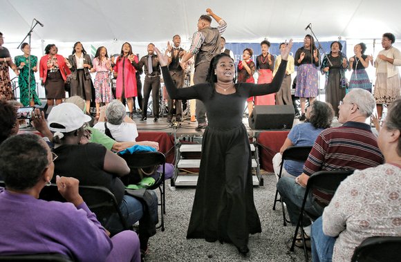 An estimated 200,000 people gathered under mostly sunny autumn skies last weekend to enjoy crowd-pleasing music and dances performed by ...