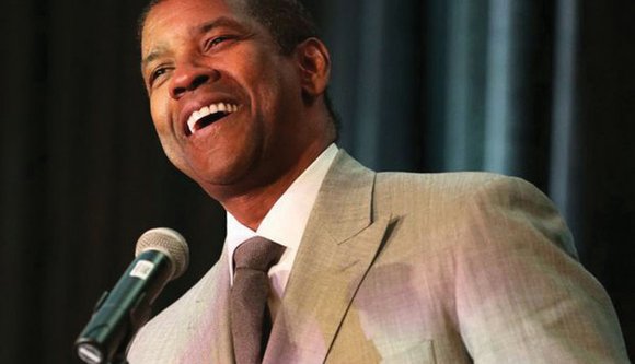 Hollywood star Denzel Washington, the son of a pastor, preached a sermon of gratefulness to hundreds of members of the ...