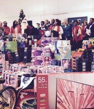 Hundreds of youngsters got free gifts at the "Christmas In the Wards at Olive-Harvey College, 10001 S. Woodlawn Ave. in Chicago.