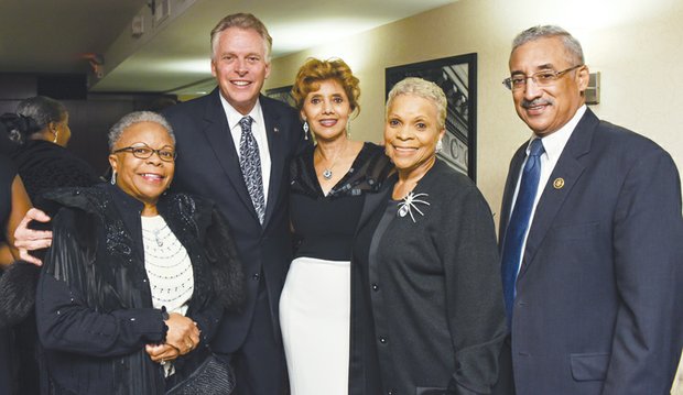 Also attending a pre-dinner reception are, from left, chapter member Diane Bacon; Gov. Terry McAuliffe; Beverly B. Davis, chapter second vice president and gala event chair; Gwen Drayton, chapter corresponding secretary; and Congressman Robert C. “Bobby” Scott.