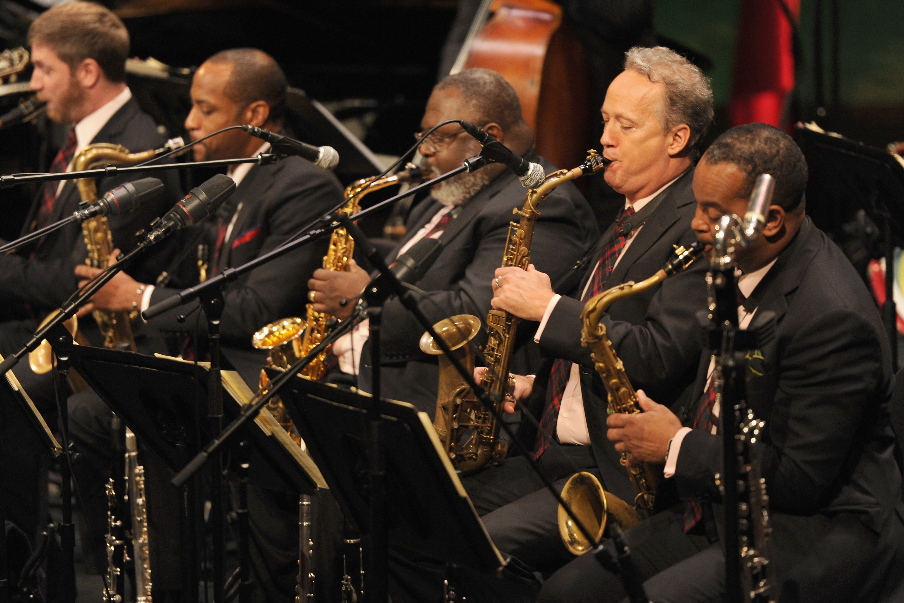 ‘big Band Holidays’ Joy At Jalc 