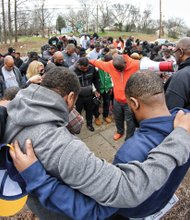 Coaches march to end violence //The group, known as Coaches Against Violence Everywhere, joined in a circle of prayer with community members and then spoke out against the violence that has claimed the lives of young people such as 12-year-old Amiya Moses on Dec. 19 on North Side and 18-year-old Tray-Quain Holmes, who was killed in Creighton Court on Christmas Eve.