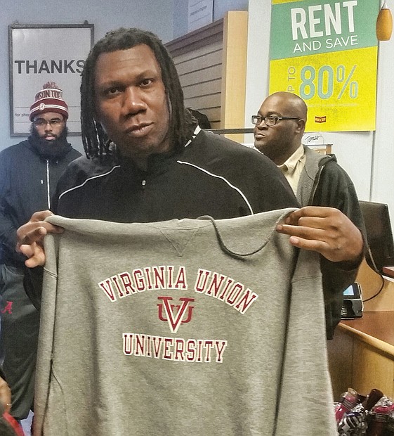 Renowned hip-hop artist in city //
Hip-hop artist KRS-One, aka “Knowledge Reigns Supreme Over Nearly Everybody,” stops by Virginia Union University’s bookstore Wednesday. He’s in Richmond for several speaking and performance engagements. Once dubbed “the conscience of hip-hop,” KRS-One gained fame in the mid-1980s with Boogie Down Productions. With 20 albums to his credit, he is considered one of hip-hop’s top emcees. He also is the author of three books on the musical genre and in 1989 established the “Stop the Violence” movement. In Richmond, he was a featured panelist Wednesday afternoon at “Unapologetically Black: Hip Hop’s Effect on Black Liberation” at Virginia Commonwealth University. He is performing 8 p.m. Thursday, Jan. 28, at The National, 708 E. Broad St., in Downtown.