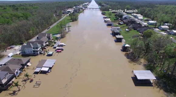 Texas authorities diverted hundreds of vehicles off eastbound Interstate 10 in anticipation of closing the highway because of flooding near ... Texas authorities diverted hundreds of vehicles off eastbound Interstate 10 in anticipation of closing the highway because of flooding near ...
