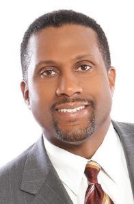 Award-winning talk show host Tavis Smiley is defending himself against recent sexual misconduct allegations after PBS has indefinitely suspended the …