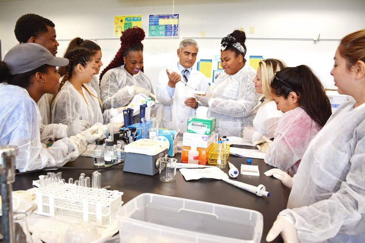 HCC Hosts STEM Camp at Northeast Campus Houston Style Magazine