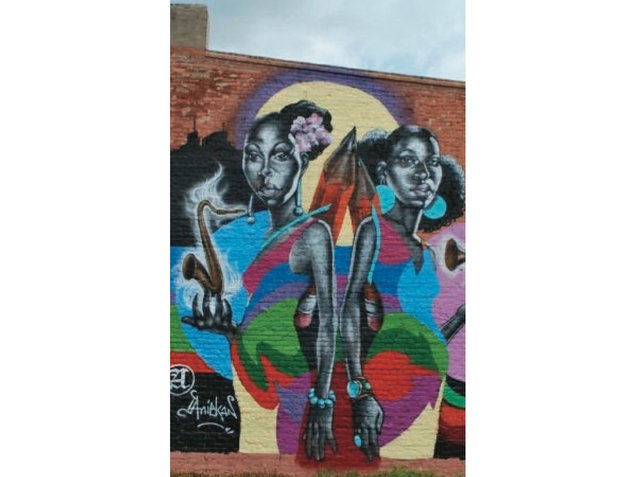 Mural created by Aniekan at 535 N. 2nd Street in 2013.