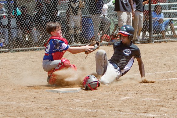 Two Richmond youth baseball teams enjoyed a taste of victory last Friday and Saturday in Chesterfield County. The Richmond Hornets ...