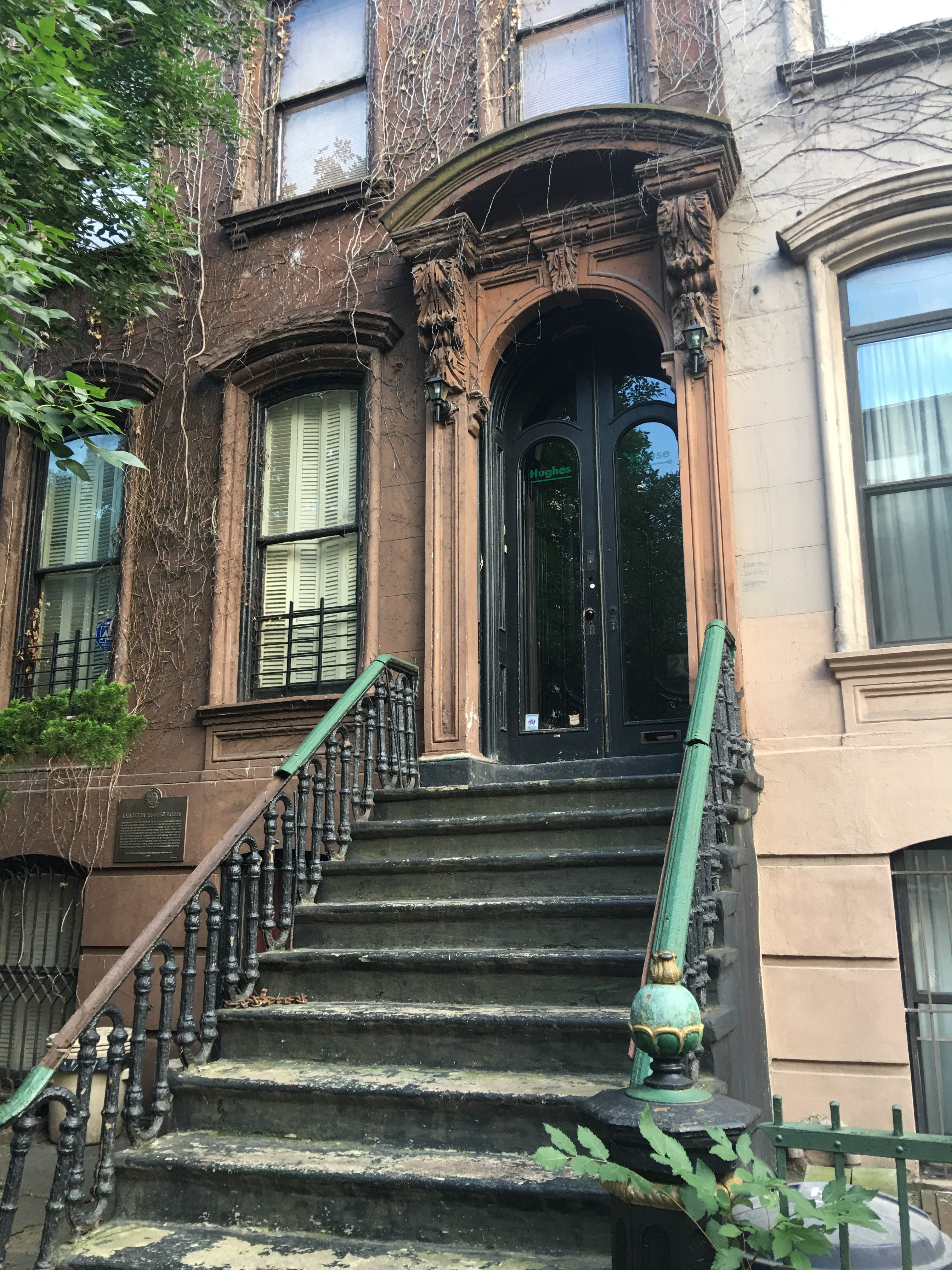 800 people donate to save Langston Hughes' house New