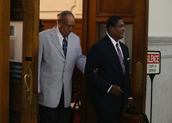 Bill Cosby‘s lawyers hope to prescreen potential jurors to weed out those with opinions about the sex-assault case before jury …
