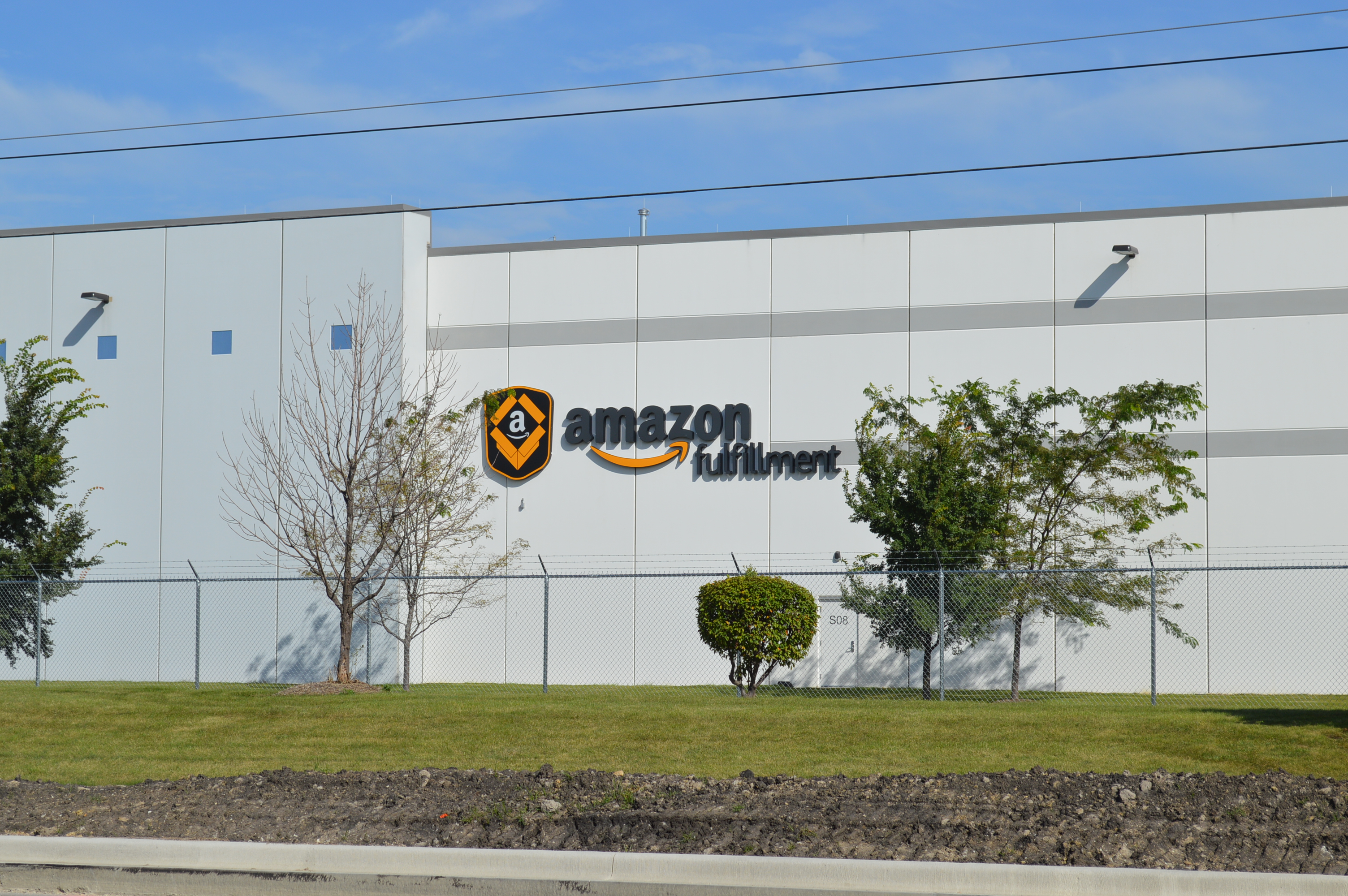 Amazon Facility Set To Open In Crest Hill The Times Weekly Community Newspaper In Chicagoland Metropolitan Area