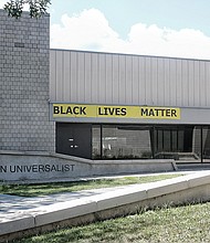 Making a statement //
This church sign boldly proclaims support for the activist moment that seeks to end police shootings of unarmed African-Americans. The sign is posted on the First Unitarian Universalist Church in the West End. Location: Blanton Avenue across from Byrd Park.