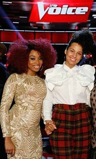 NBC’s The Voice’s Sa’Rayah and her coach Alicia
Keys. Photo Credits: Courtesy of Sa’Rayah