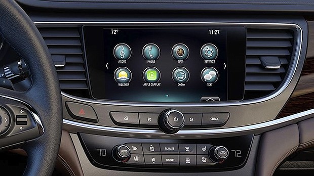 2017 Buick LaCrosse driver instrument panel