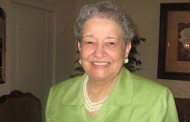 Claudia Marie Llorens Moran 