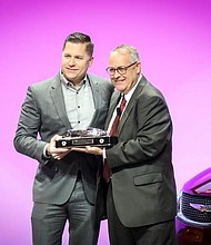  Chrysler Pacifica Named 2017 North American Utility Vehicle of the Year