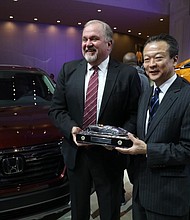  Honda Ridgeline Named 2017 North American Truck Vehicle of the Year