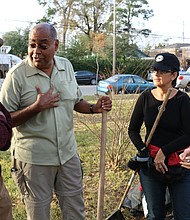 Harris County Commissioner Rodney Ellis, second from left, discusses future upkeep of the Evergreen Cemetery with Woodrow W. Jones with Project RESPECT, the commissioner’s wife, Licia Green-Ellis, and Gaynell Drexler, Houston Habitat for Humanity’s chairwoman of the board.