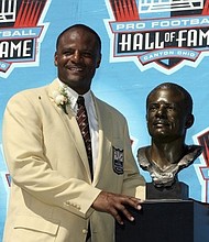 Houston Oilers Legend and Pro Football Hall of Fame member Warren Moon
