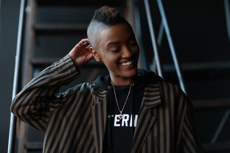 Syd Premieres New Song 