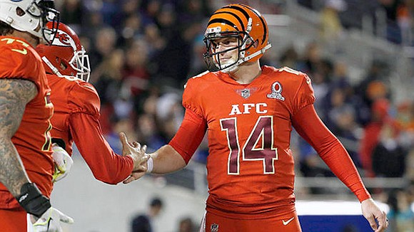 Andy Dalton completed 10 of 12 passes for 100 yards and engineered two scoring drives to help lead the AFC …