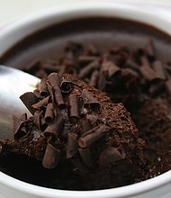 	Despite what we may have read or heard, foods simply don't boost libido. But you can fill your plate with foods, such as dark chocolate, to help sexual performance.